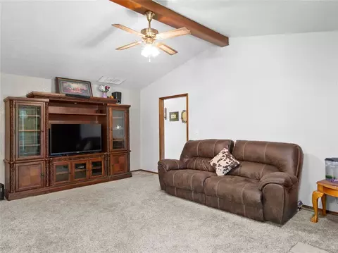 21121 Judy Cir, Mcloud, OK 74851 photo 7