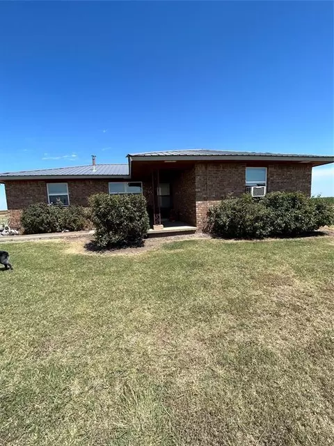 13510 SW 52nd St, Geronimo, OK 73543 photo 3