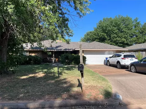 3401 Robert Dr, Duncan, OK 73533