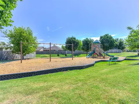 707 Mossy Rd, Norman, OK 73069 photo 25