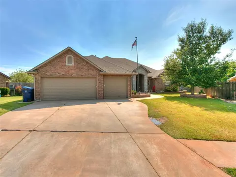 8616 NW 113th Ct, Oklahoma City, OK 73162