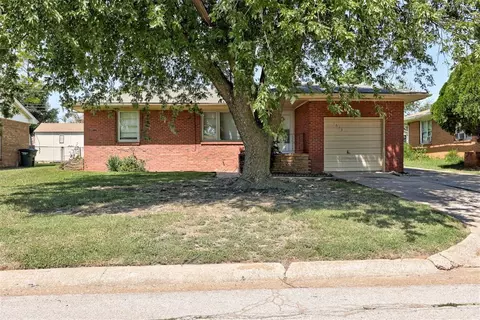 1613 Hanna Dr, Del City, OK 73115