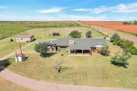 19042 Highway 152 Hwy, Sayre, OK 73662