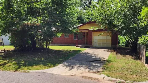 1032 Parsons, Norman, OK 73069