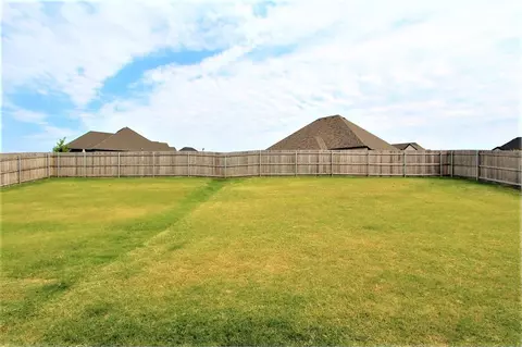 1136 Colonial Ave, Tuttle, OK 73089 photo 42