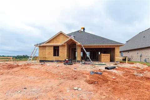 10412 SW 55th St, Mustang, OK 73064
