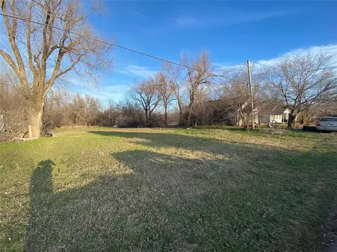 504 N Mt Scott St, Apache, OK 73006
