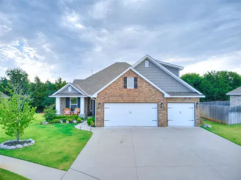 3211 Everton Ct, Norman, OK 73071