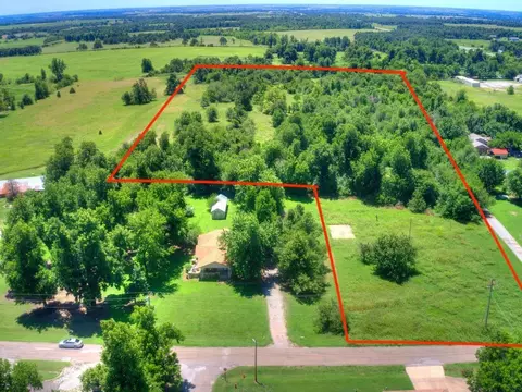 401 E Van Buren St, Crescent, OK 73028