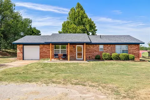 254 County Road 1370 Rd, Chickasha, OK 73018