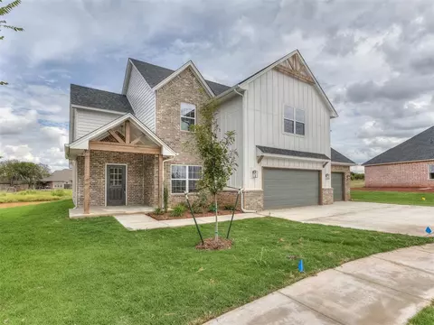 10812 Coeur Ct, Yukon, OK 73099