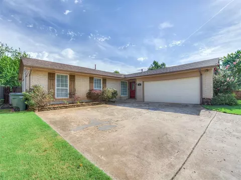 521 Harding Pl, Edmond, OK 73013