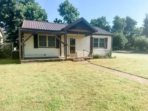 201 W Georgia Ave, Anadarko, OK 73005