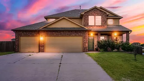 2429 Dora Pl, Yukon, OK 73099