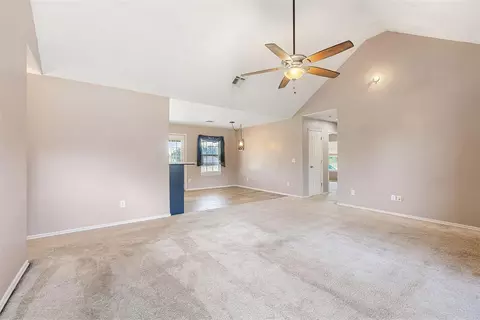 11651 N Kickapoo Ave, Shawnee, OK 74804 photo 5