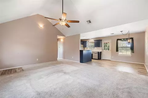 11651 N Kickapoo Ave, Shawnee, OK 74804 photo 7
