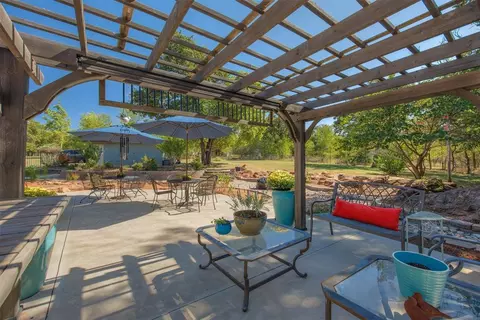 2408 Charleston Rd, Edmond, OK 73025