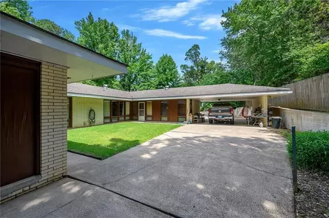 504 W Leeper St, Broken Bow, OK 74728 photo 6