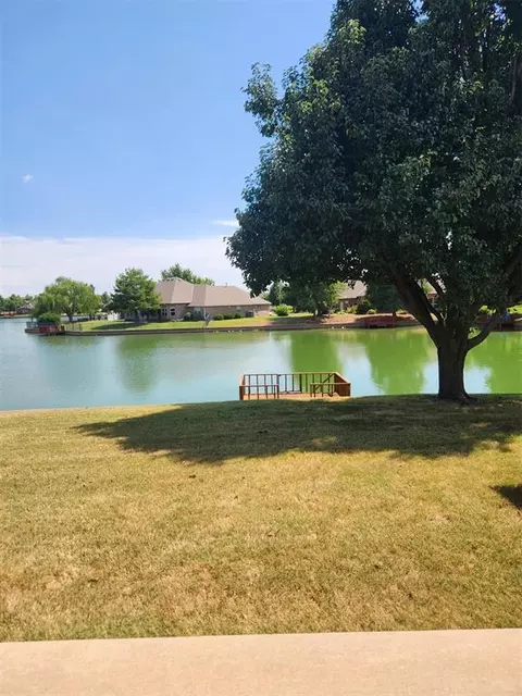 8408 NW 66 St, Oklahoma City, OK 73132