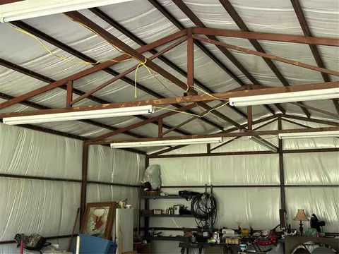 Undisclosed, Mcloud, OK 74851 photo 12