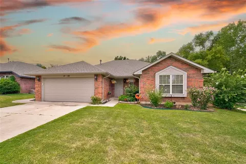 1700 Parkridge Dr, Norman, OK 73071