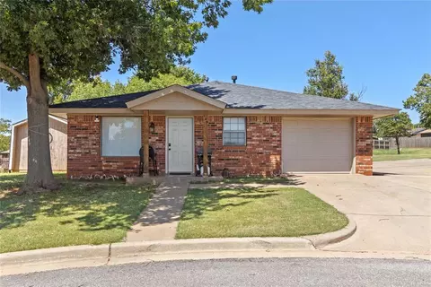 149 Mckenzie Cir, Weatherford, OK 73096