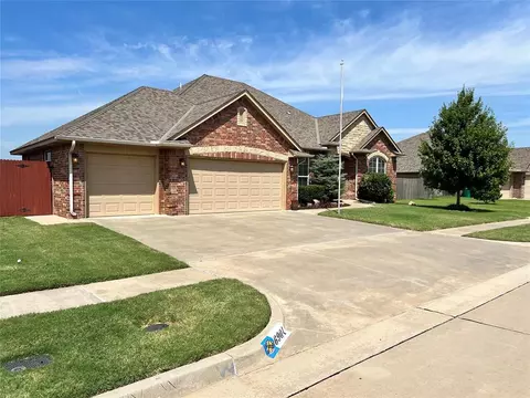 6901 Chelsey Ln, Oklahoma City, OK 73132