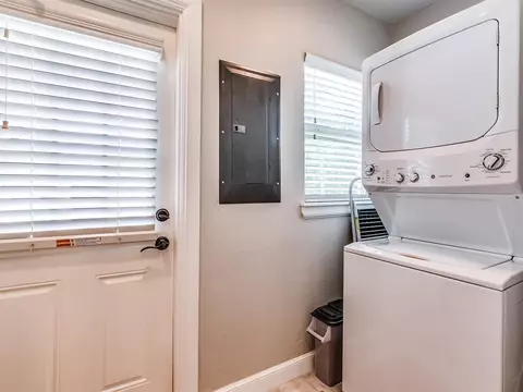 230 E 7th St, Edmond, OK 73034 photo 21