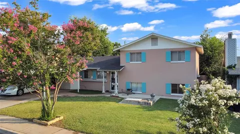 920 NW 23rd St, Moore, OK 73160