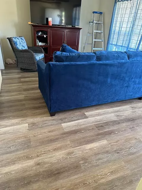 516 Saturn St, Altus, OK 73521 photo 3