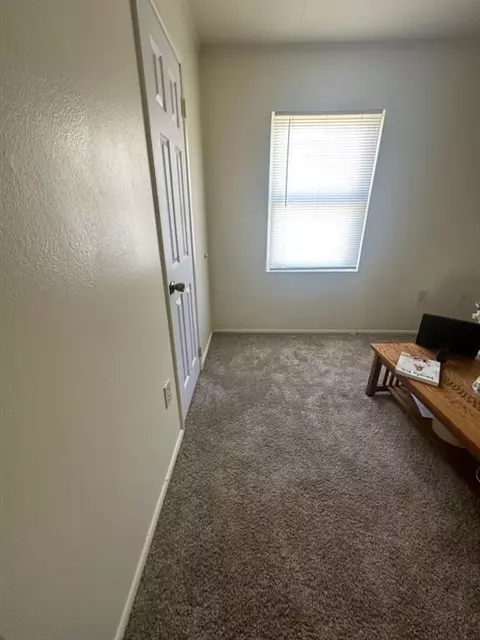 516 Saturn St, Altus, OK 73521 photo 4