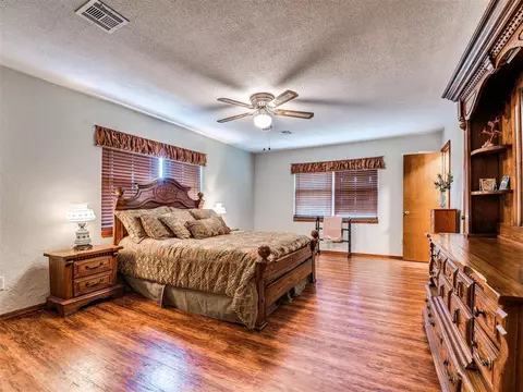 6609 E Robinson St, Norman, OK 73026 photo 15