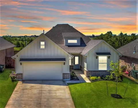6296 NW 177th St, Edmond, OK 73012