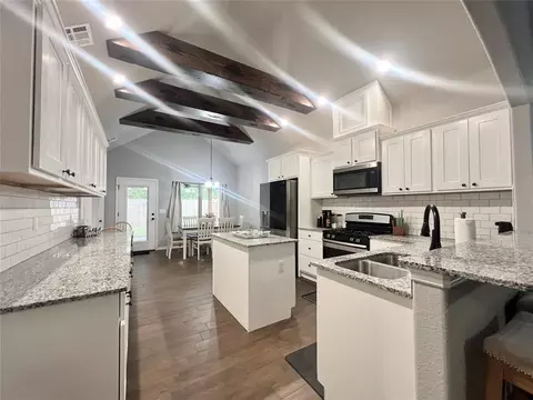 71 Timber Ln, Harrah, OK 73045 photo 6
