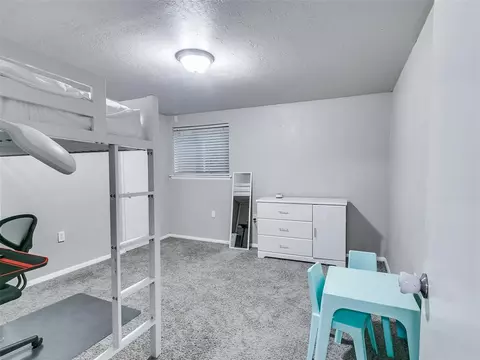 3913 N Riverside Dr, Bethany, OK 73008 photo 21