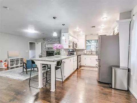 3913 N Riverside Dr, Bethany, OK 73008 photo 12