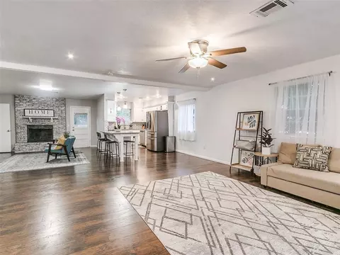 3913 N Riverside Dr, Bethany, OK 73008 photo 8
