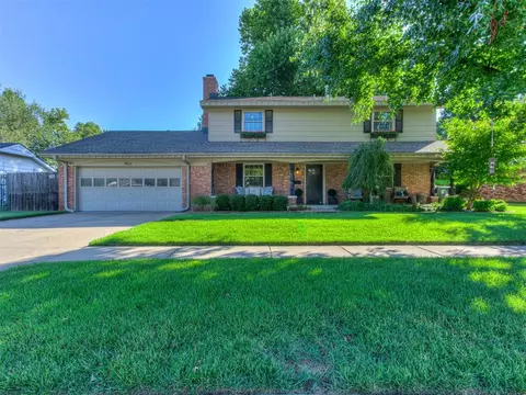 1403 Greenbriar Dr, Norman, OK 73072