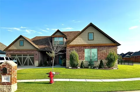 520 Mosswood Dr, Norman, OK 73069