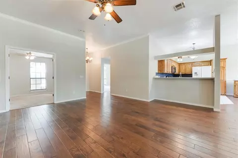 3701 Harmony Dr, Moore, OK 73160 photo 7