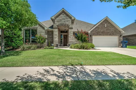 18604 Mesa Rd, Edmond, OK 73012