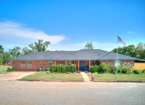 1919 W Slover Rd, Shawnee, OK 74801