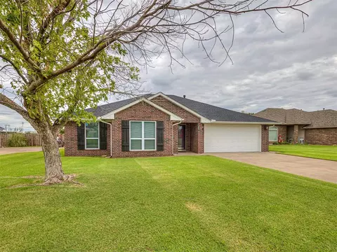 1607 S 19th St, Kingfisher, OK 73750