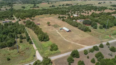 2798 County Street 2870, Chickasha, OK 73018