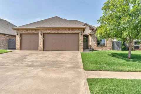 11745 SW 24th Ter, Yukon, OK 73099