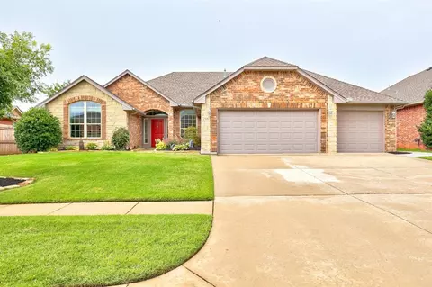 216 Marbel Dr, Norman, OK 73069