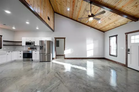 209 Tigerfish Loop, Broken Bow, OK 74728 photo 8