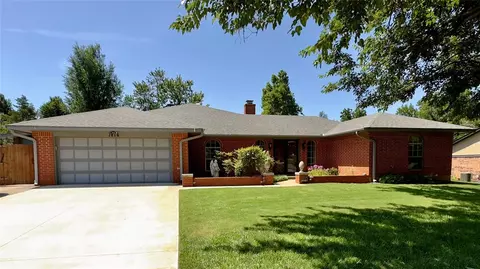 1816 W Cedar Ridge Dr, Mustang, OK 73064