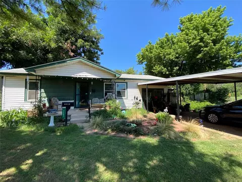 2401 S Glenn Ave, Del City, OK 73115