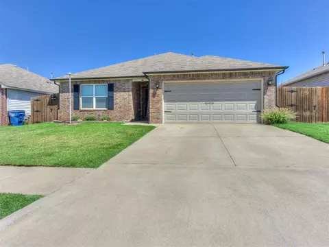 1804 Schooner Rd, El Reno, OK 73036